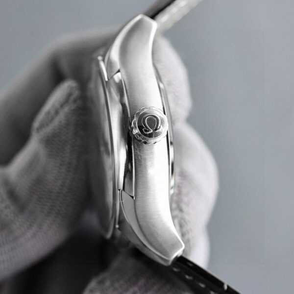 New Fashion Watch M3018