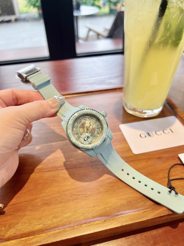 New Fashion Watch G3043