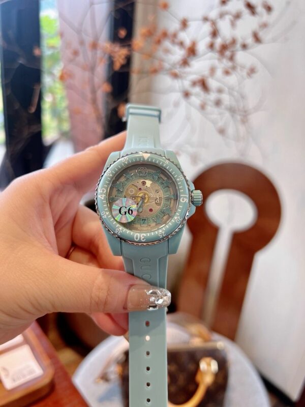 New Fashion Watch G3043