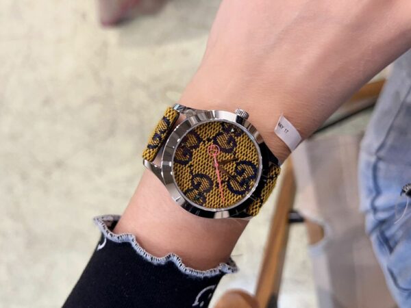 New Fashion Watch G3038.1