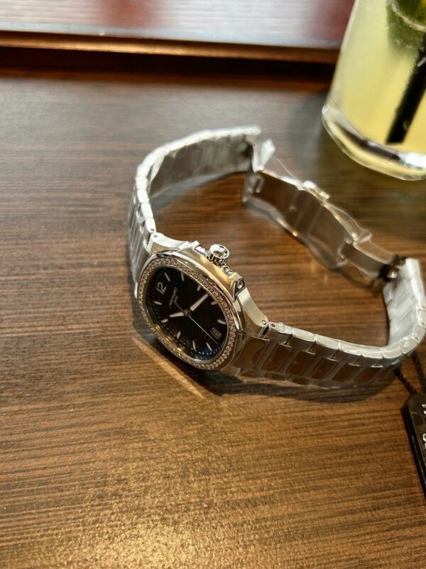 New Fashion Watch P3025.1