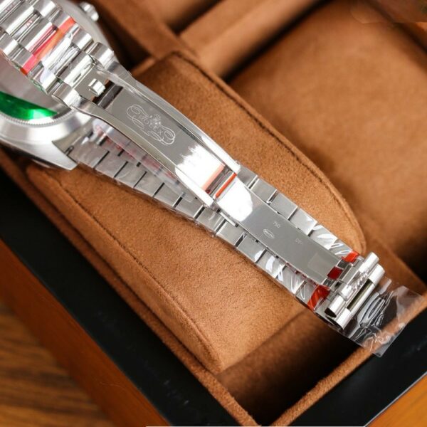 New Fashion Watch R3063