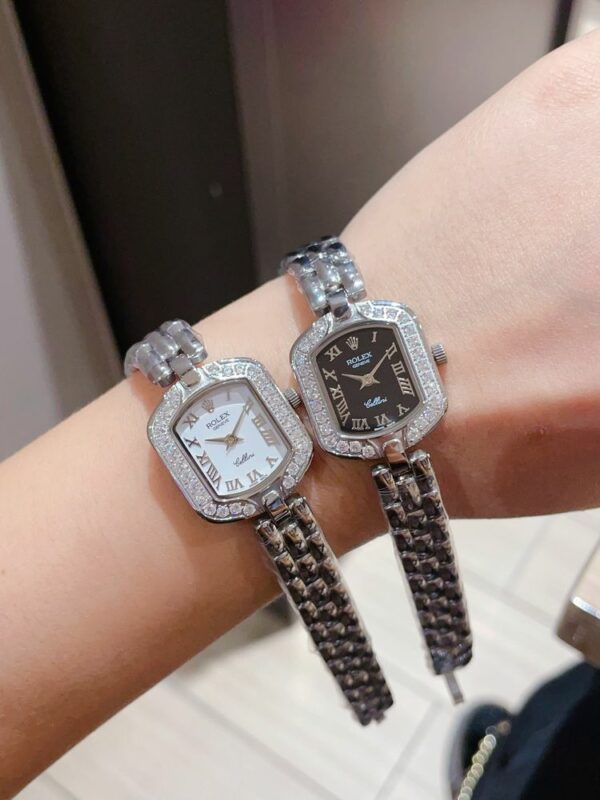 New Fashion Watch R3055