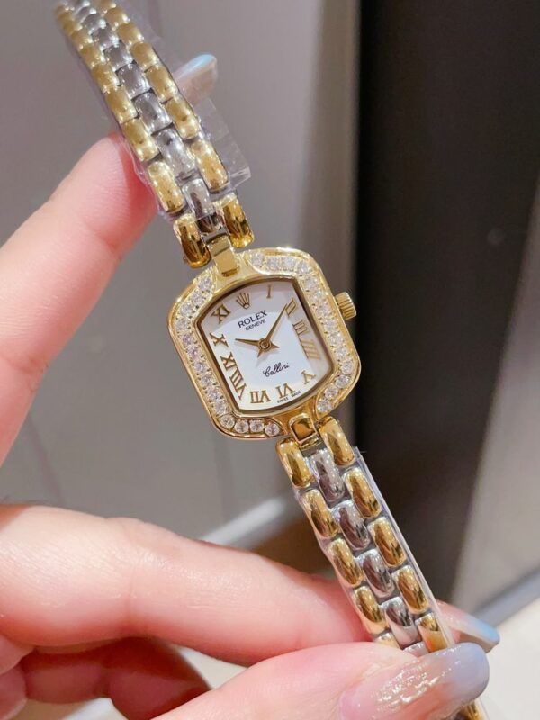 New Fashion Watch R3054