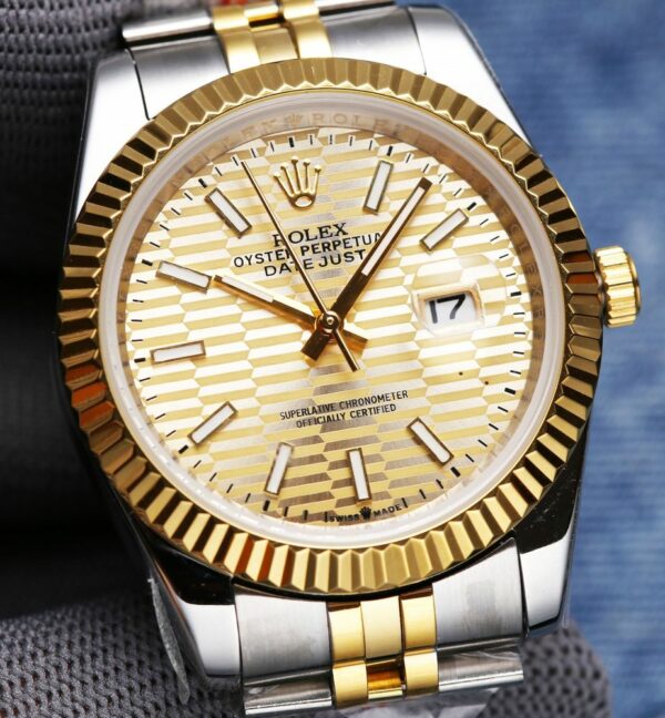 New Fashion Watch R3052