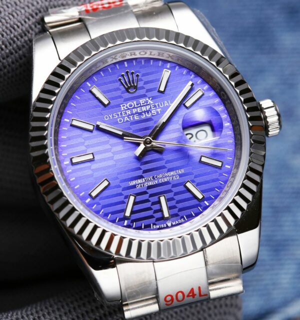 New Fashion Watch R3052