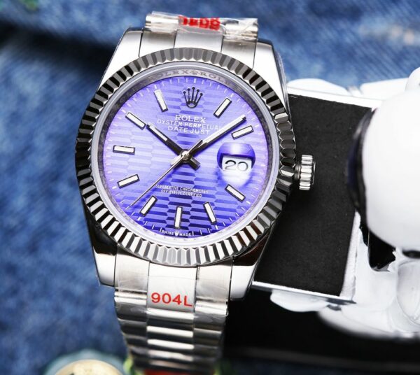 New Fashion Watch R3052