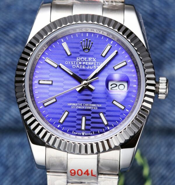 New Fashion Watch R3052