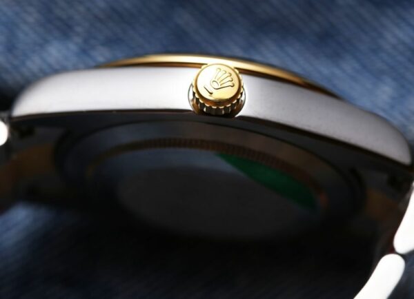 New Fashion Watch R3052