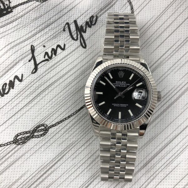New Fashion Watch R3050