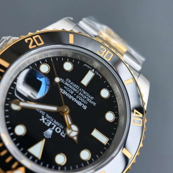 New Fashion Watch R3049