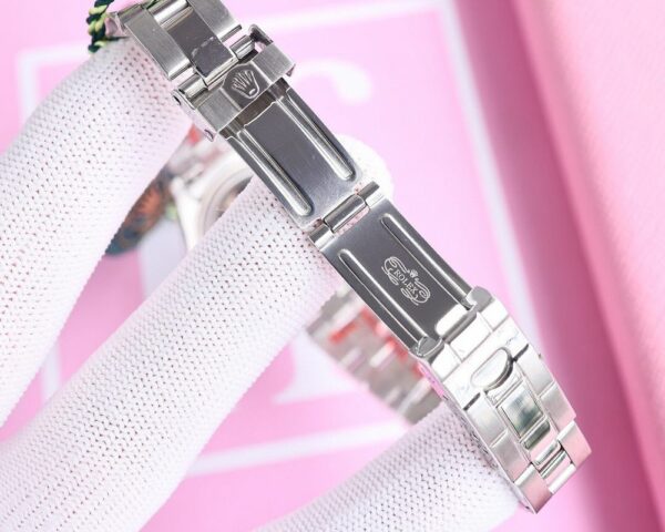 New Fashion Watch R3044