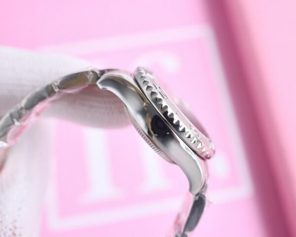 New Fashion Watch R3044