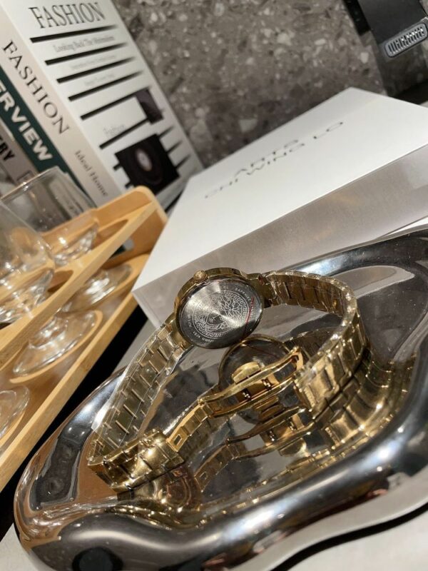 New Fashion Watch V3008.1
