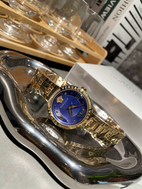 New Fashion Watch V3008.1