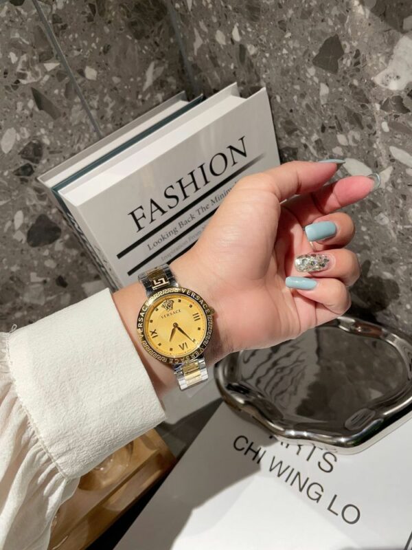New Fashion Watch V3008.1
