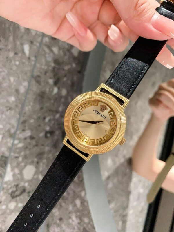 New Fashion Watch V3006