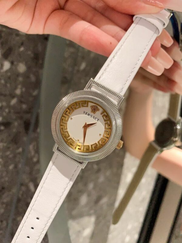 New Fashion Watch V3005.5