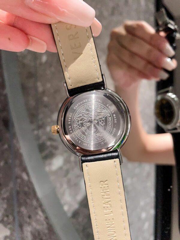 New Fashion Watch V3005