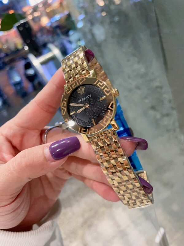New Fashion Watch V3004.2
