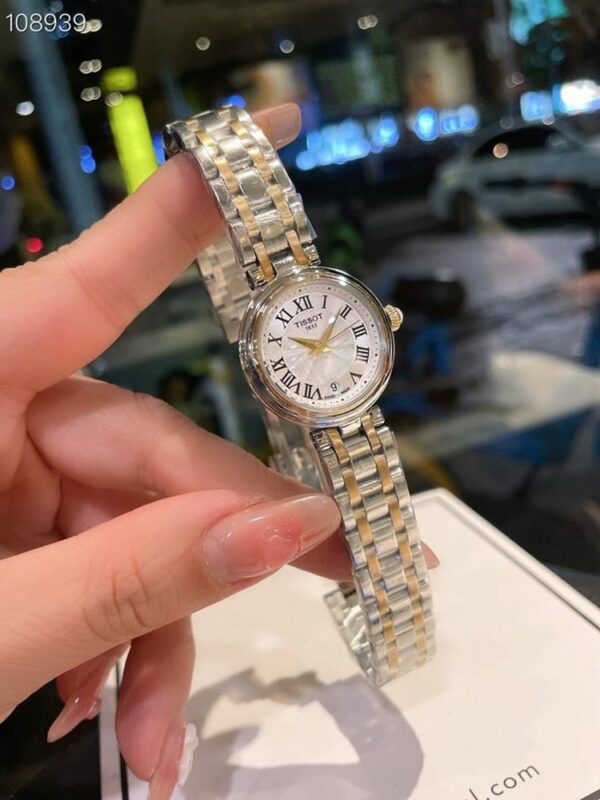 New Fashion Watch T3004