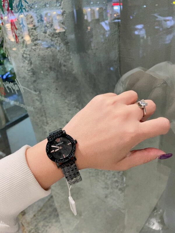 New Fashion Watch V3003