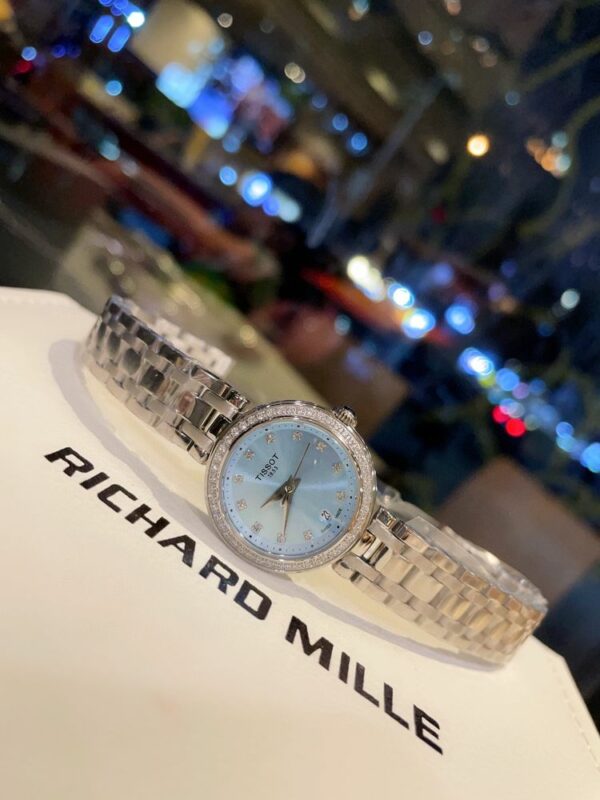 New Fashion Watch T3001