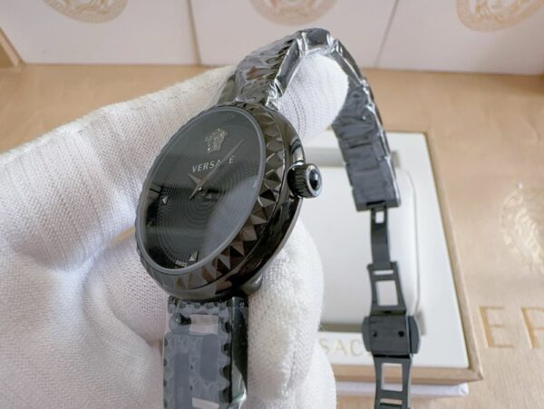 New Fashion Watch V3010