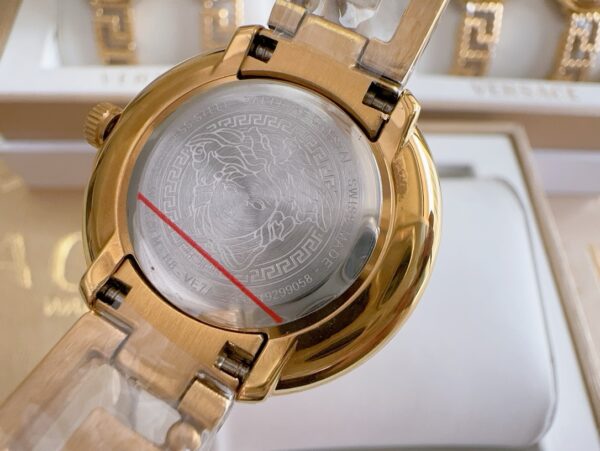 New Fashion Watch V3009