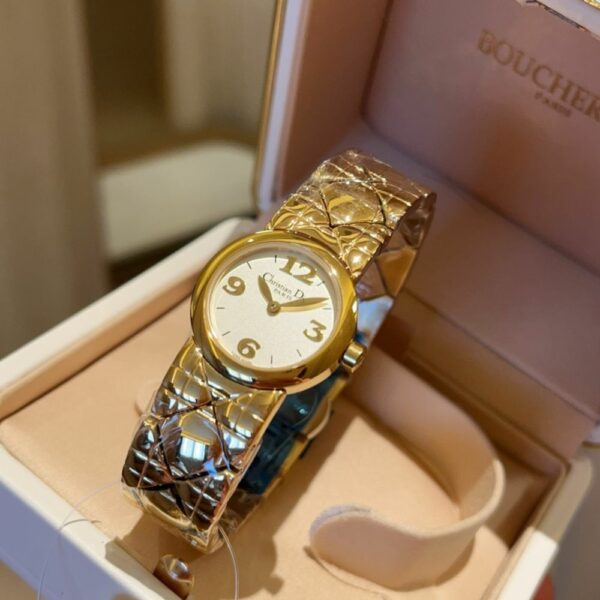 New Fashion Watch D3002