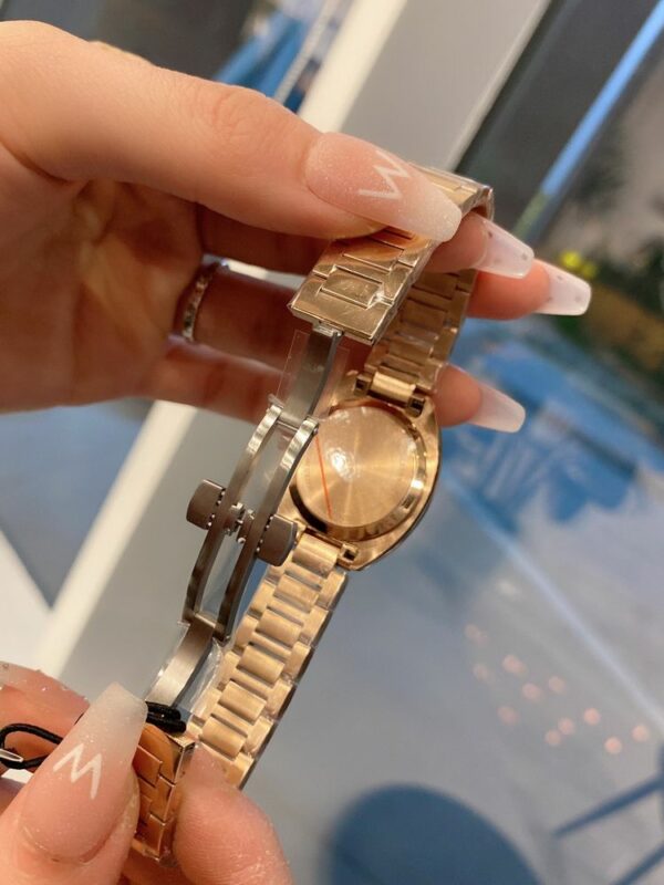 New Fashion GG Watch G052