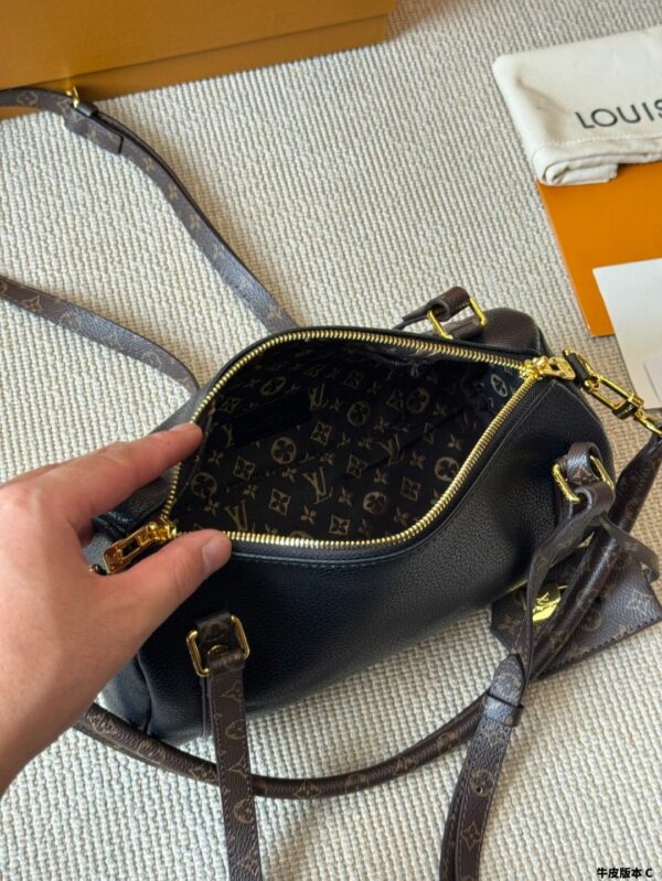 New Collection Fashion LV Handbag L2038