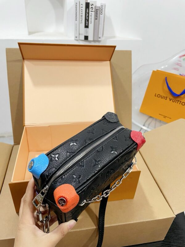 New Collection Fashion LV Handbag L2043
