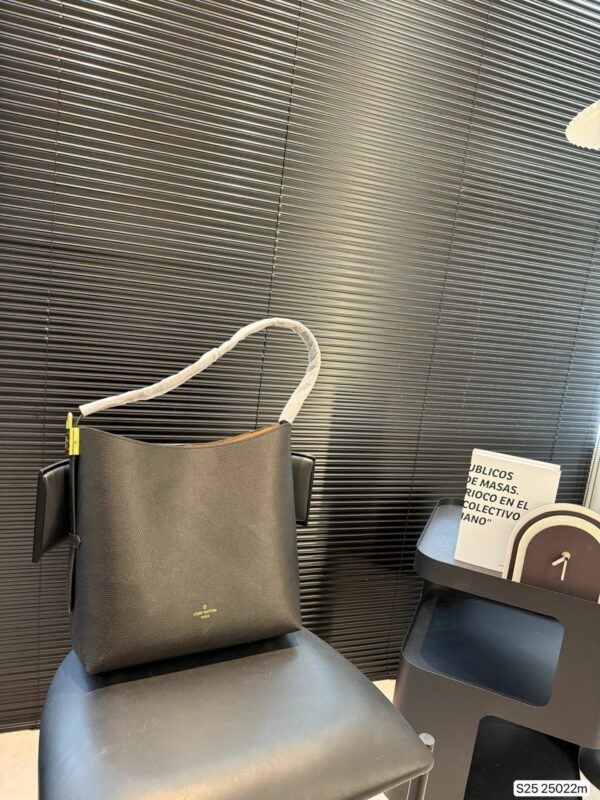 New Collection Fashion LV Handbag L2045