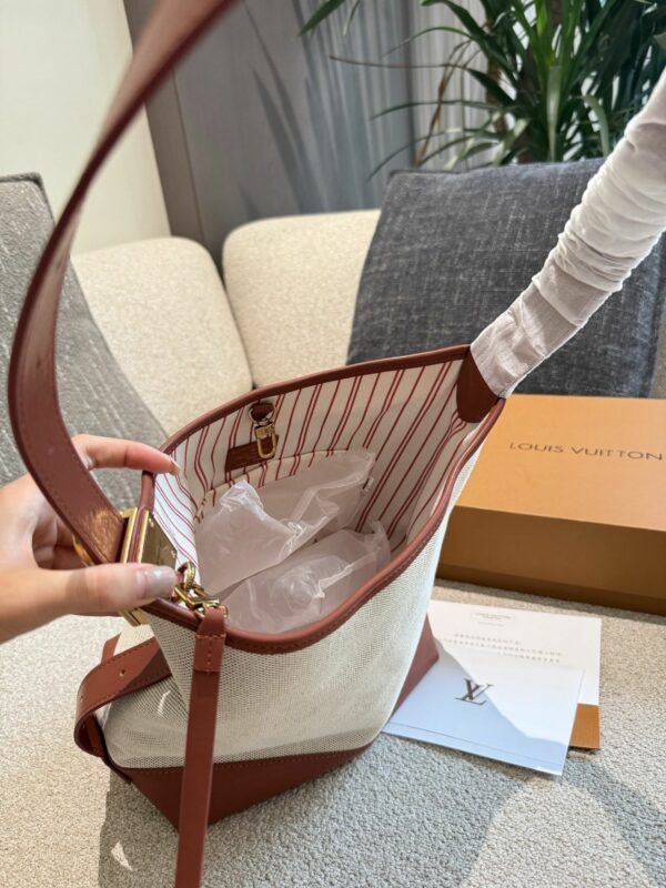 New Collection Fashion LV Handbag L2049