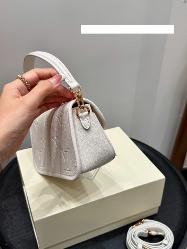 New Collection Fashion LV Handbag L2059