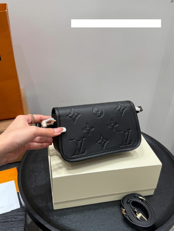 New Collection Fashion LV Handbag L2059