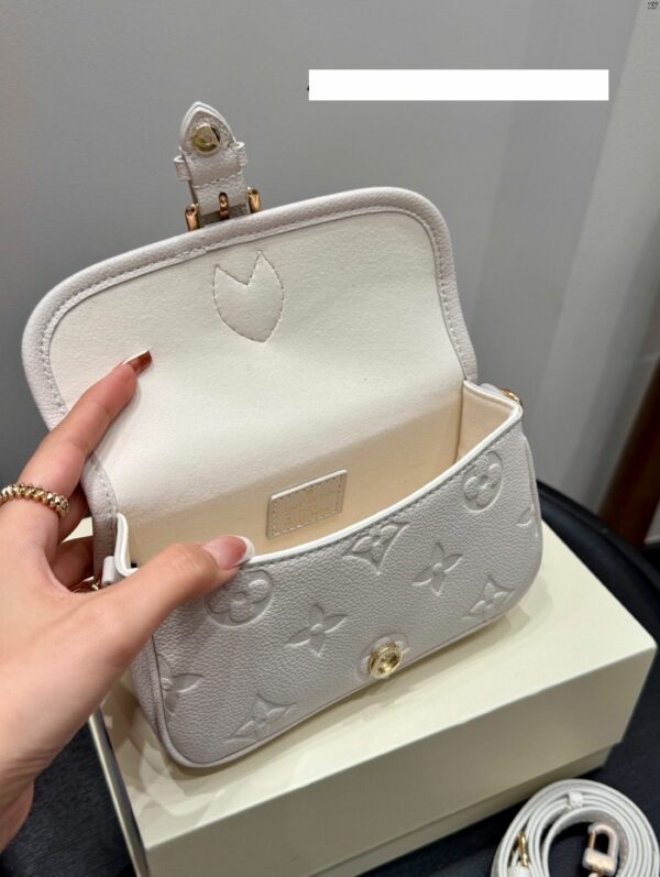 New Collection Fashion LV Handbag L2059
