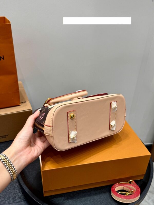 New Collection Fashion LV Handbag L2061