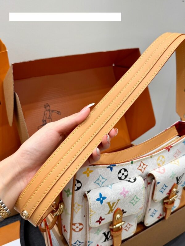 New Collection Fashion LV Handbag L2063