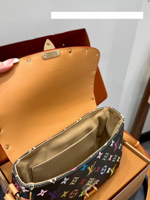 New Collection Fashion LV Handbag L2064