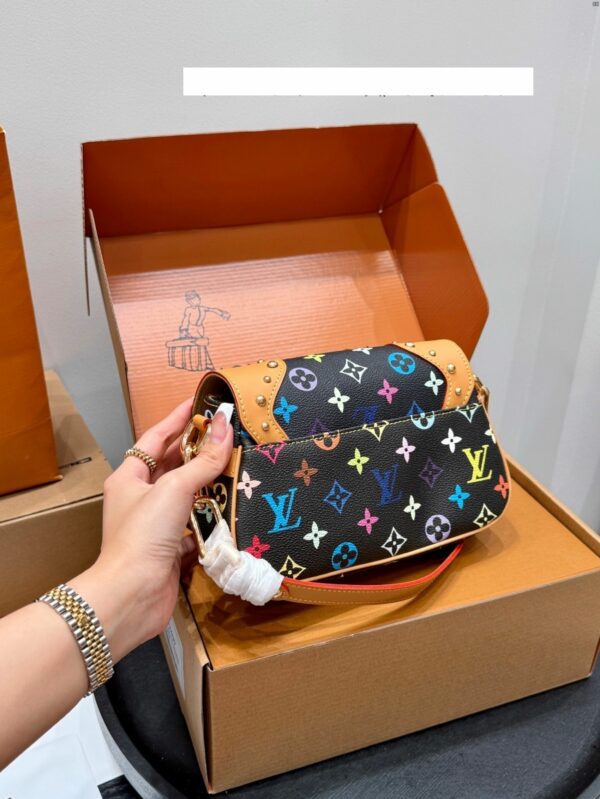 New Collection Fashion LV Handbag L2065