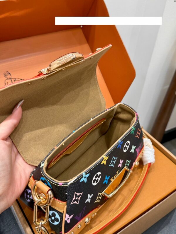 New Collection Fashion LV Handbag L2065