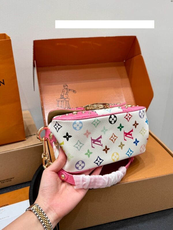 New Collection Fashion LV Handbag L2065