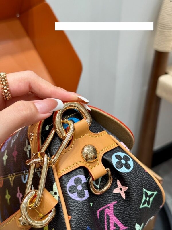 New Collection Fashion LV Handbag L2065