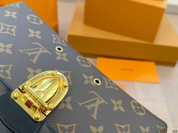 New Collection Fashion LV Handbag L2074