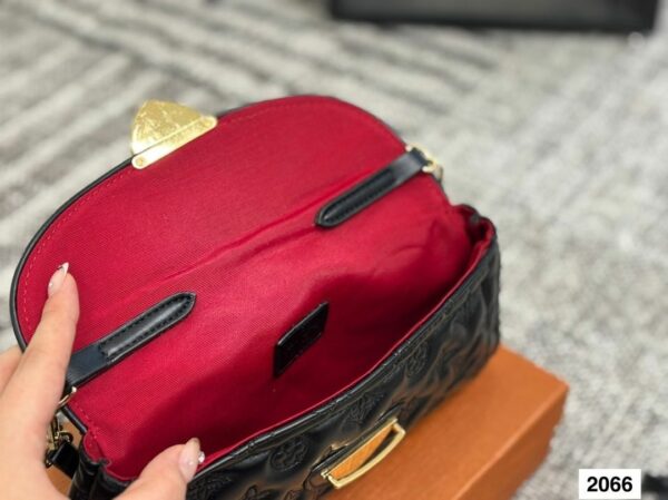New Collection Fashion LV Handbag L2076