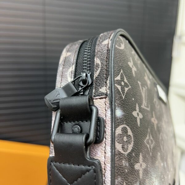 New Collection Fashion LV Handbag L2077