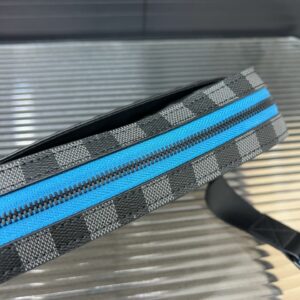 65f2c533