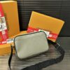 Stylish Fashion Carry LV Handbag L2077